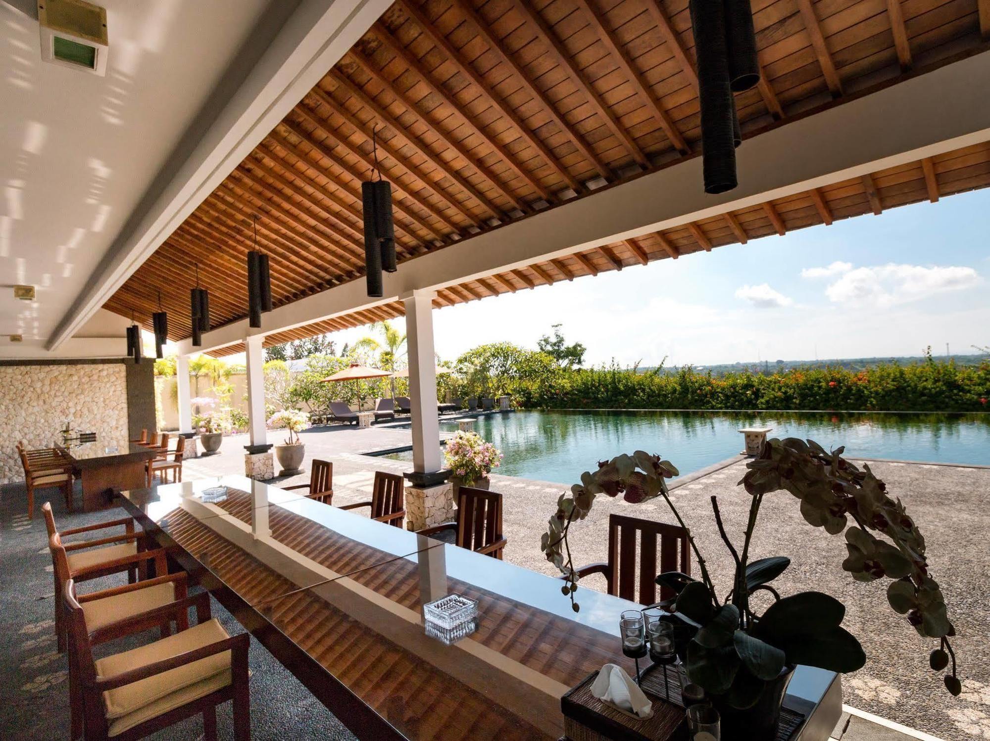 Airis Luxury Villas And Spa Uluwatu Esterno foto