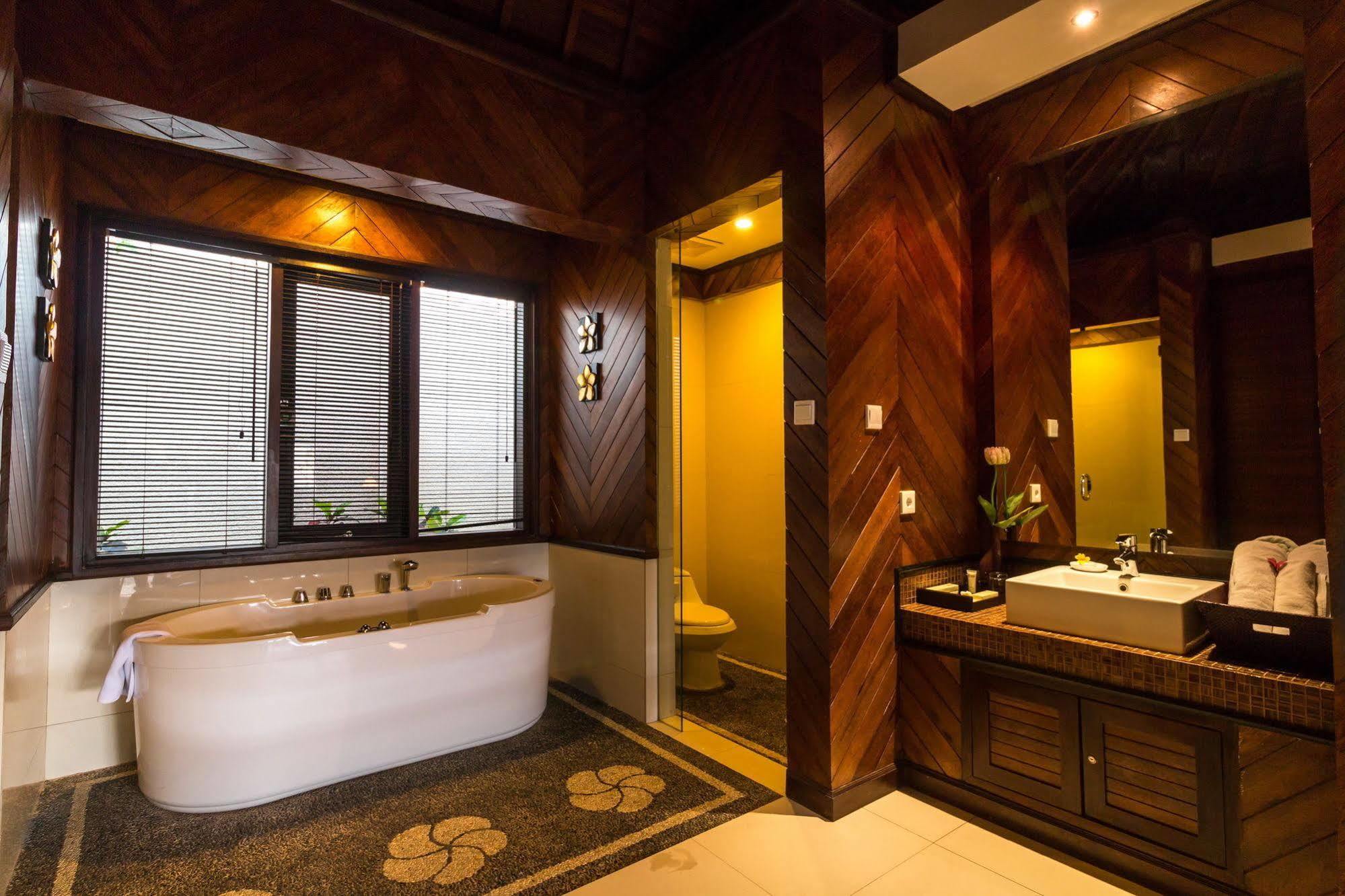 Airis Luxury Villas And Spa Uluwatu Esterno foto
